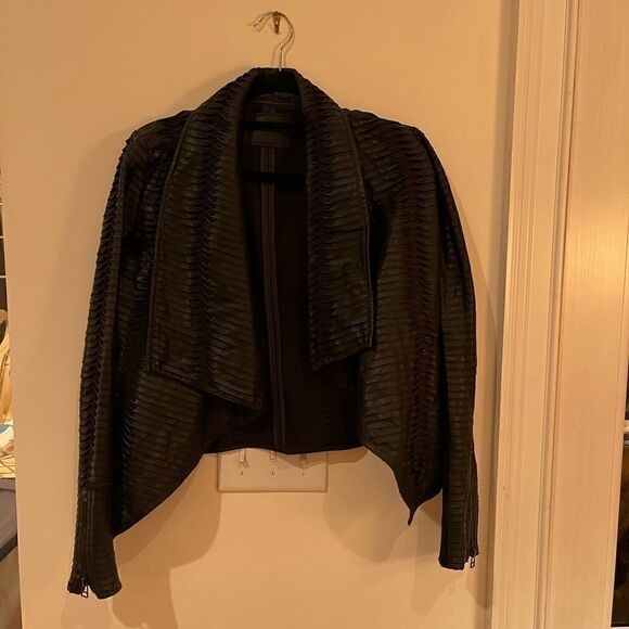 BlankNYC black Leather Jacket Size Small! In perfect condition - Picture 1 of 4